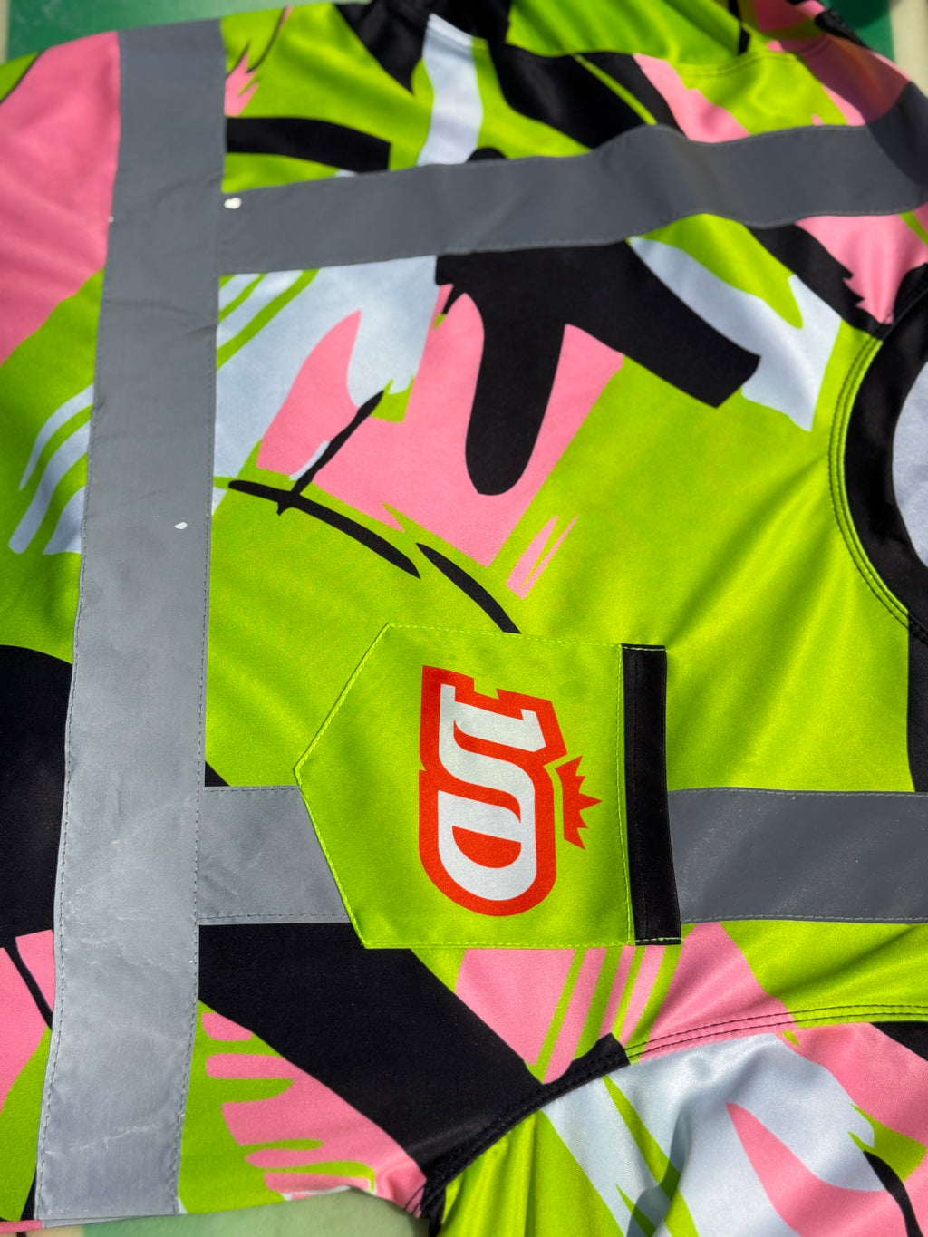Hard days HIVIS